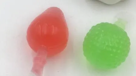 Verschiedene Jelly-Pudding-Früchtegelee mit Kokosnuss